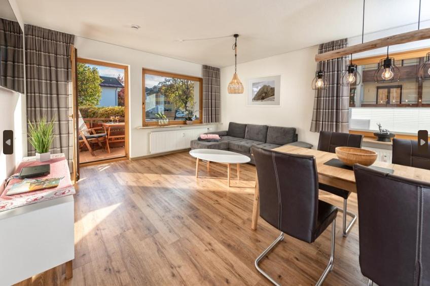 Staufenhirsch Apartment Oberstaufen Dış mekan fotoğraf